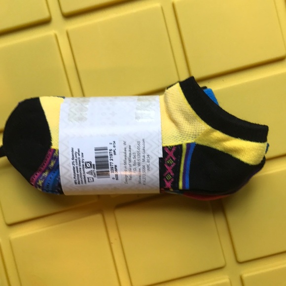 Muk Luks- 6-pair socks - Picture 7 of 8